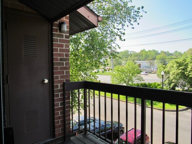 Photo - 108 Mountain Rd Unit 3D