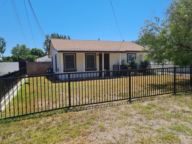 Street view - 638 Montana St