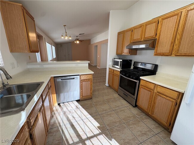 Photo - 6303 Navajo Gorge Ct