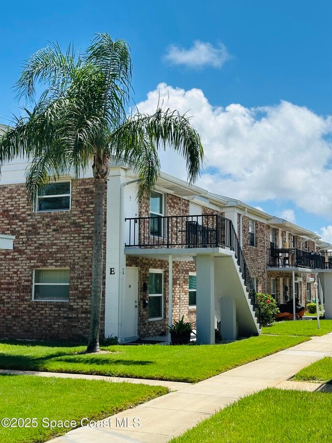 Building Photo - 190 E Olmstead Dr Unit E12 Rental