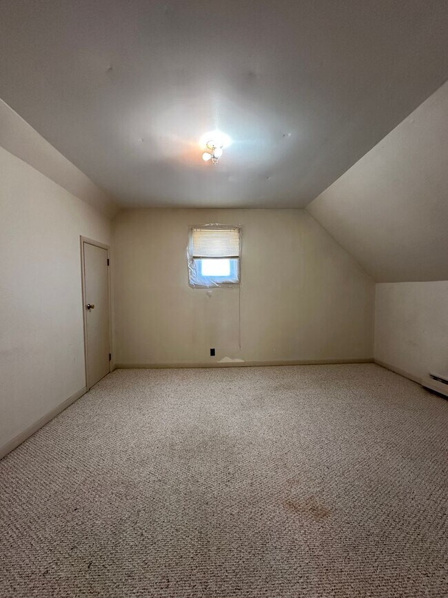 Photo - A Rare Indiana Farmhouse Retreat - Experience True Country Living in Randolph County