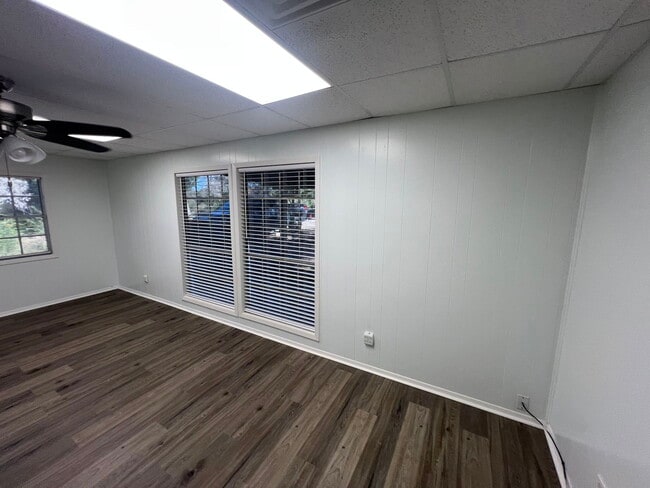 Photo - 11106 N Dowling Rd