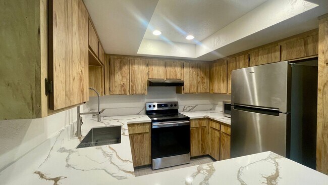 671 Copper Dr