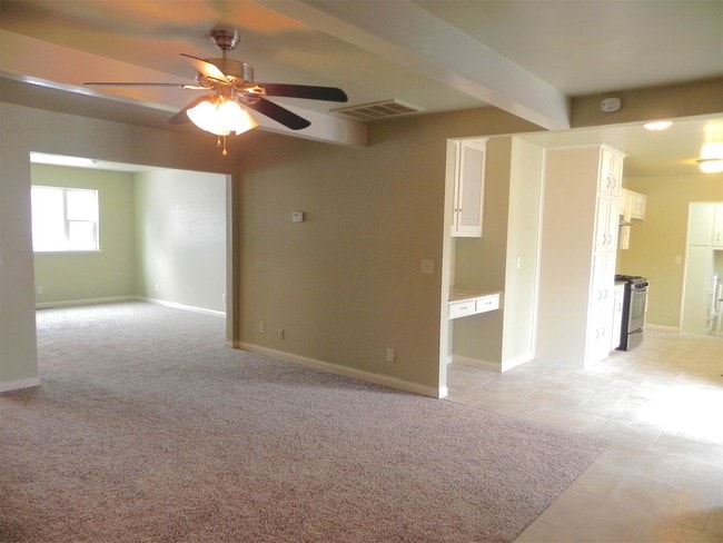 7827 Marilyn Ln