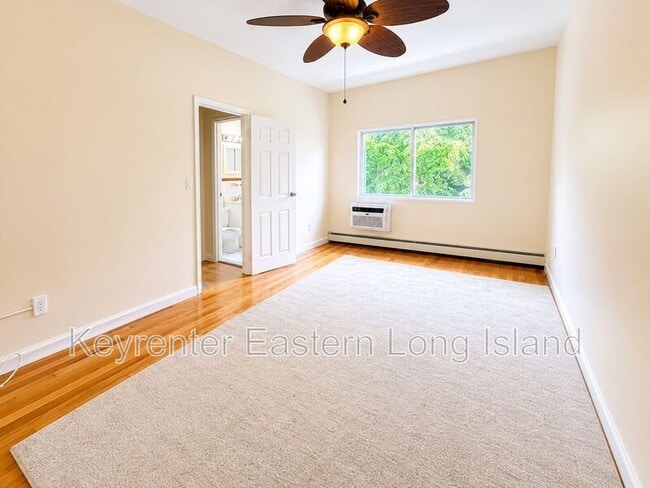 Photo - 265 N Newbridge Rd