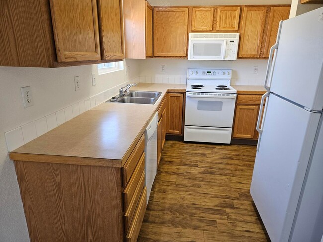 Photo - Adorable 2 bedroom townhome Available ASAP!