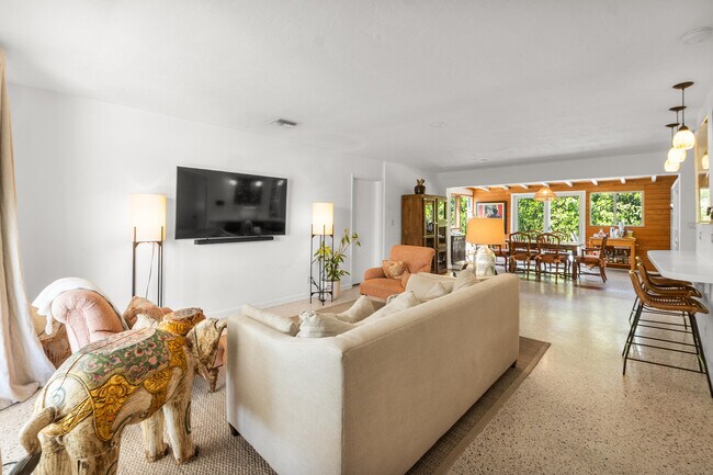 Photo - 549 Fairwind Dr