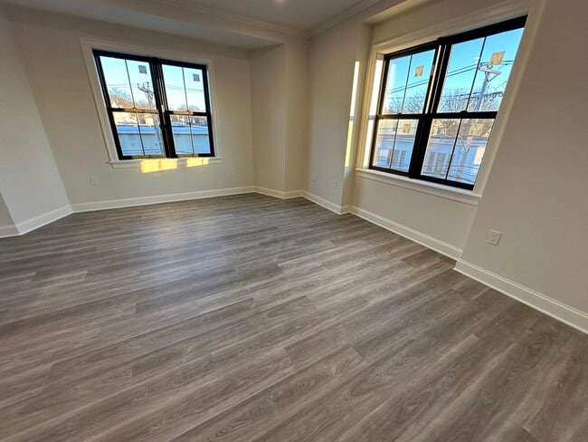 Photo - 48 Nichols St