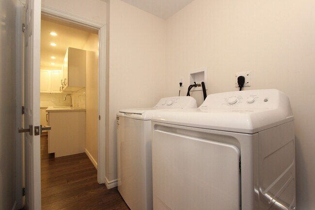 Photo - 628 Wilson Rd N