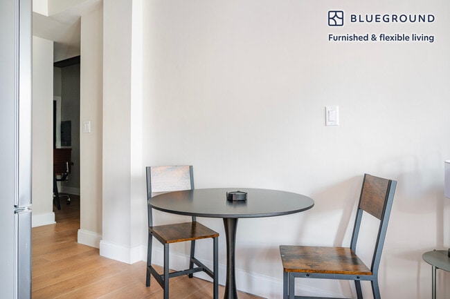 Photo - 44 Bromfield St Unidad FL5-ID1309