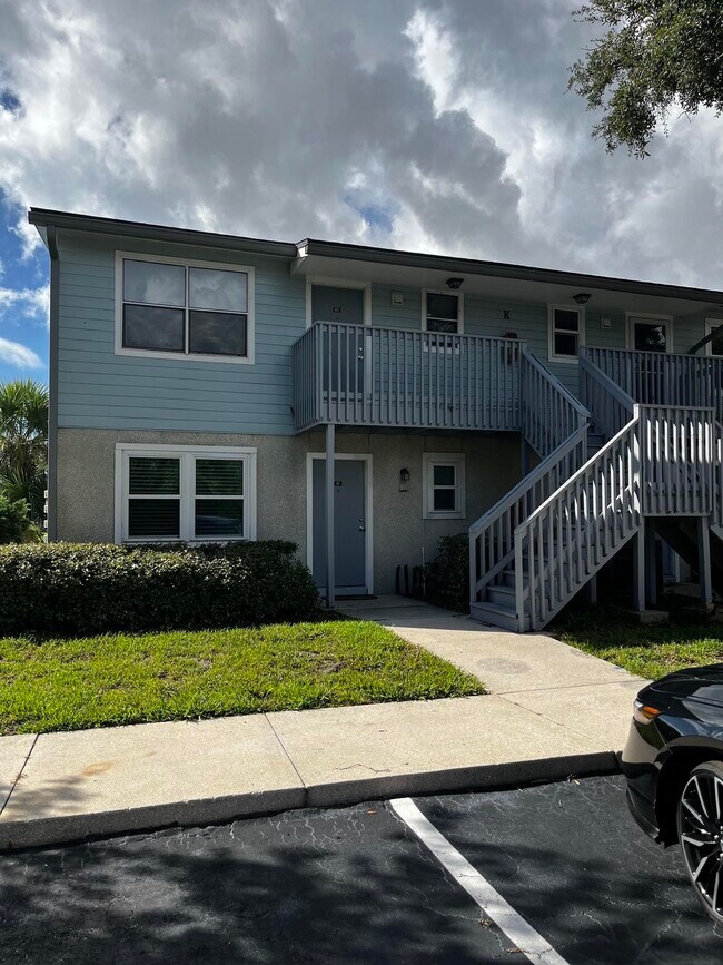 Photo - 700 W Pope Rd