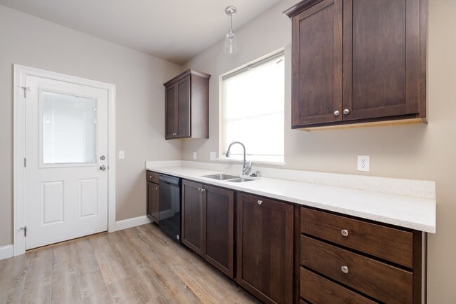 Photo - Newer 2 bedroom condo for rent!
