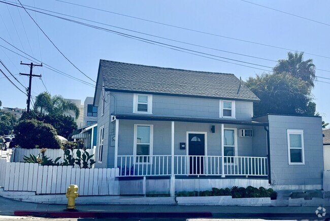 Building Photo - Colusa &amp; Lauretta Unit 5705 Lauretta Street Rental