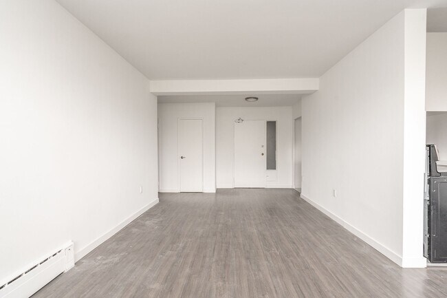 Photo - 5 Mallory Gardens Unit 602