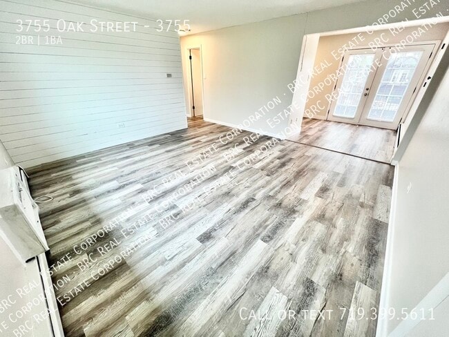 Photo - 3755 Oak St Unidad 3755