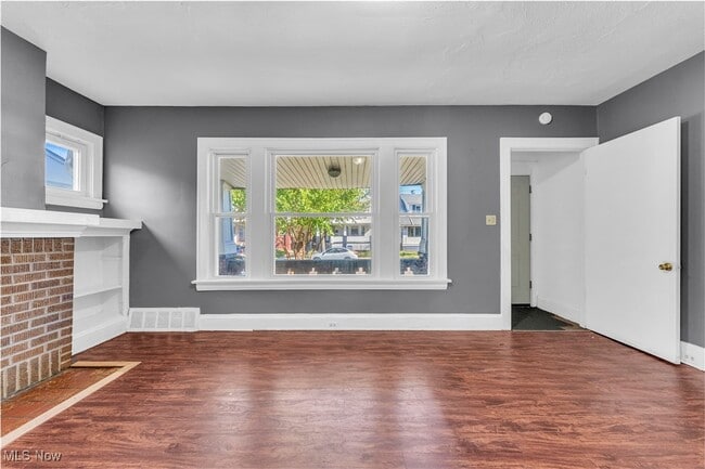 Photo - 414 E 147th St Unit DN