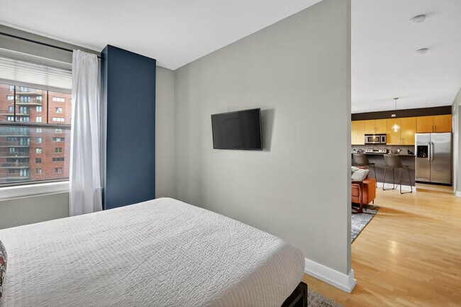 Photo - 400 Walnut St Unit ID1286439P