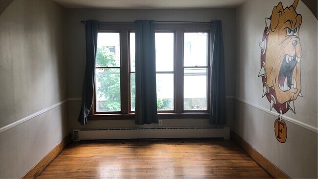 Photo - 507 S Michigan Ave