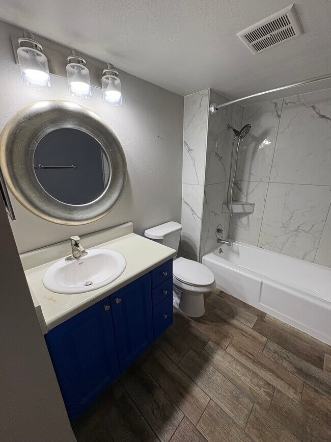 Photo - 108 Alameda Ct Unit 233