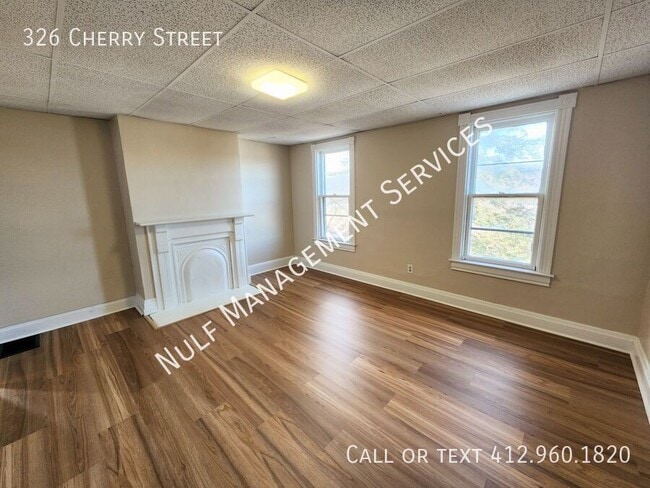 Photo - 326 Cherry St