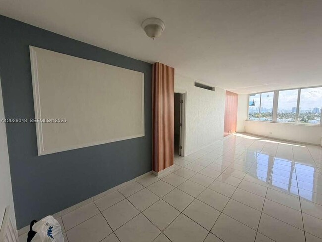 Photo - 7441 Wayne Ave Unidad 14D