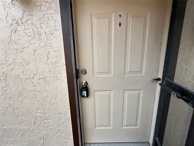 Photo - 4022 Beaver Ln Unit 1000H