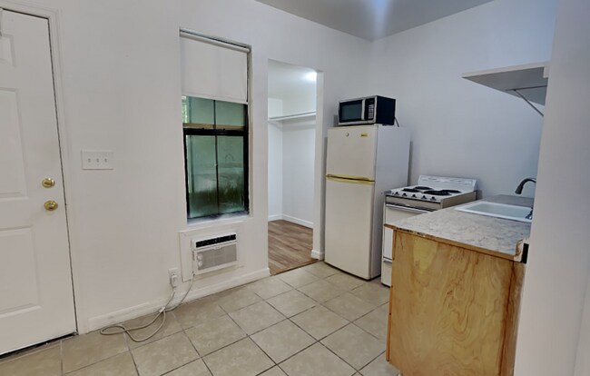 Photo - 1431 Seminola Blvd