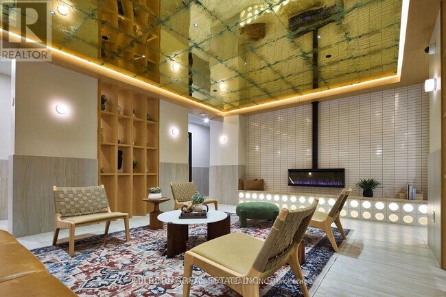 Photo - 1660 Bloor St W Unit 908