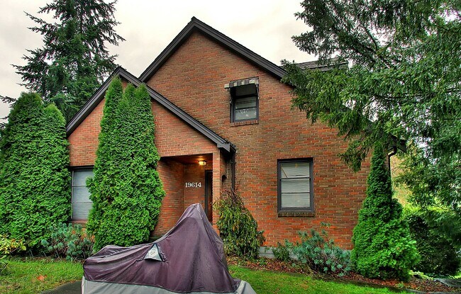 Photo - 19614 15th Avenue Northeast