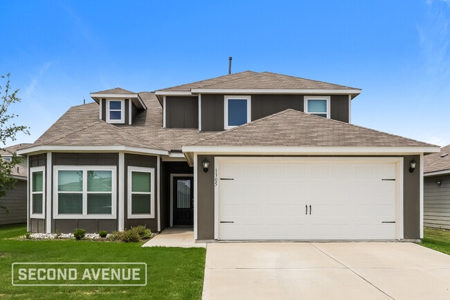Building Photo - 1305 Woodwinds Dr Rental