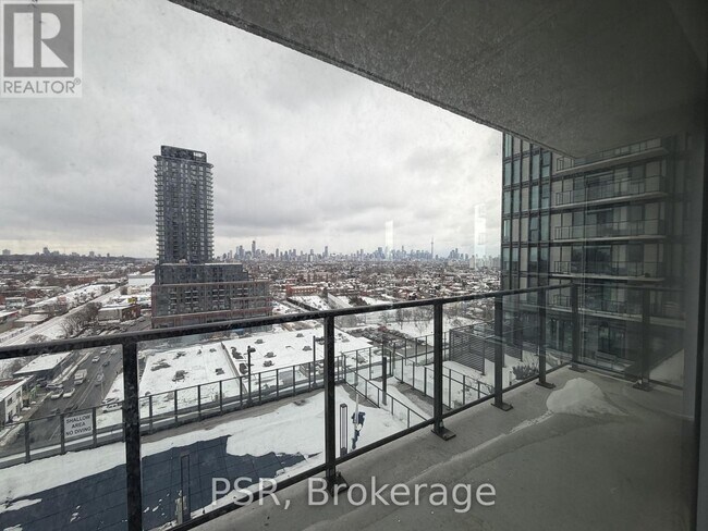 Photo - 1285 Dupont St Unit 1410