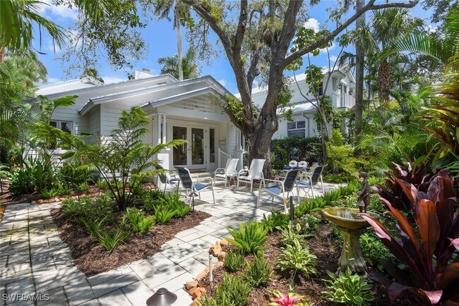 Photo - 223 11th Ave S