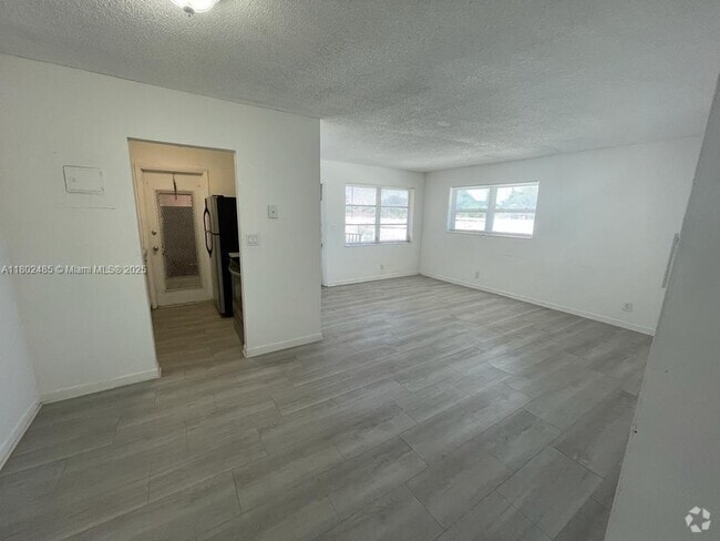 Building Photo - 2530 Pierce St Unit 203 Rental