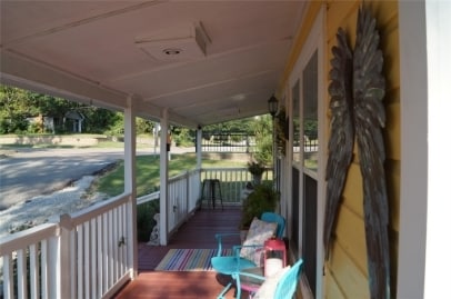 Photo - 402 E College St