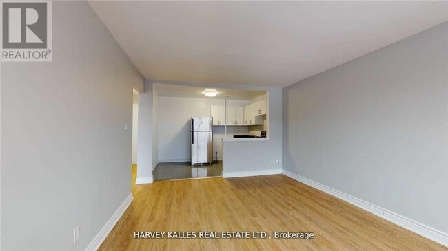 Photo - 2 Greentree Ct