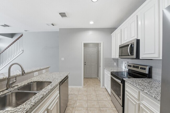 Photo - 1507 Sutton St