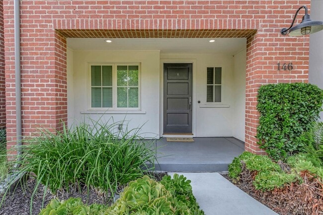 Photo - Beautiful Tri-Level 4 bedroom, 3.5 Bathroom, 2,150 SqFt Home in Downtown Campbell!