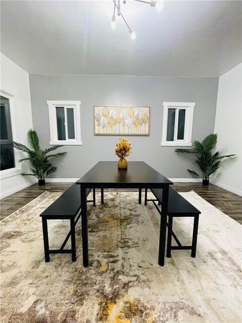 Photo - 3665 Normandie Ave