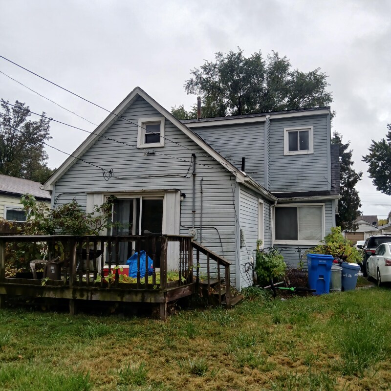 Photo - 95 E Rowland Ave