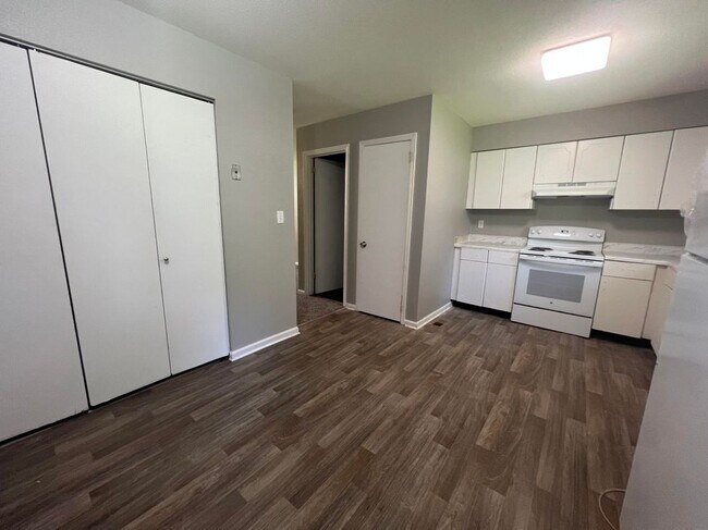 Photo - 5056 Shoals Ln Apartamento