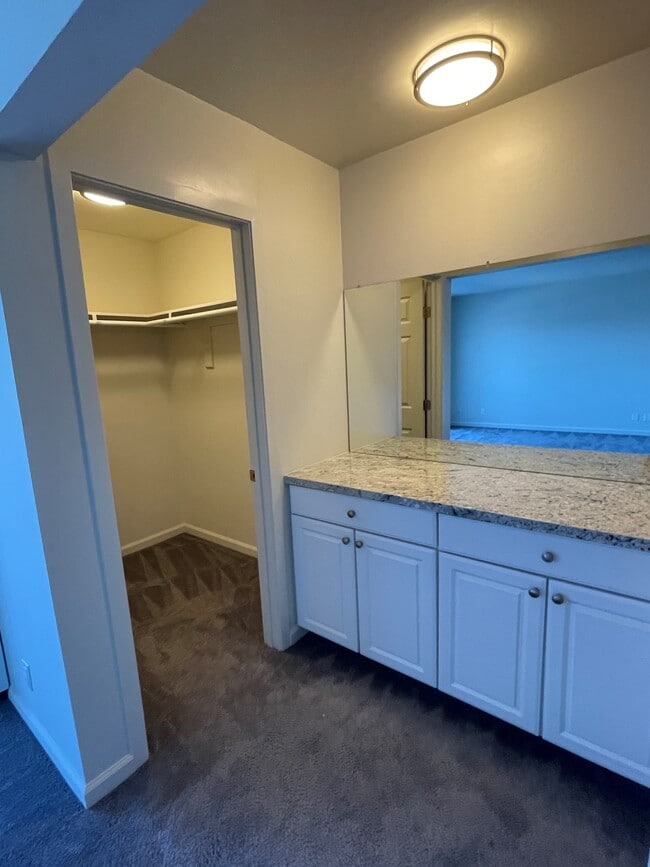 Photo - South Delaware Apartments