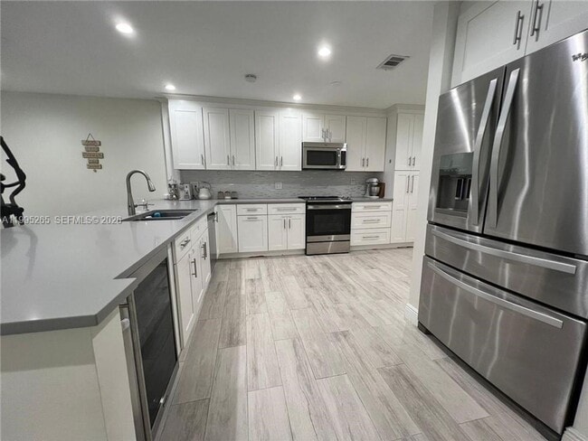 Building Photo - 307 Bonnie Brae Way