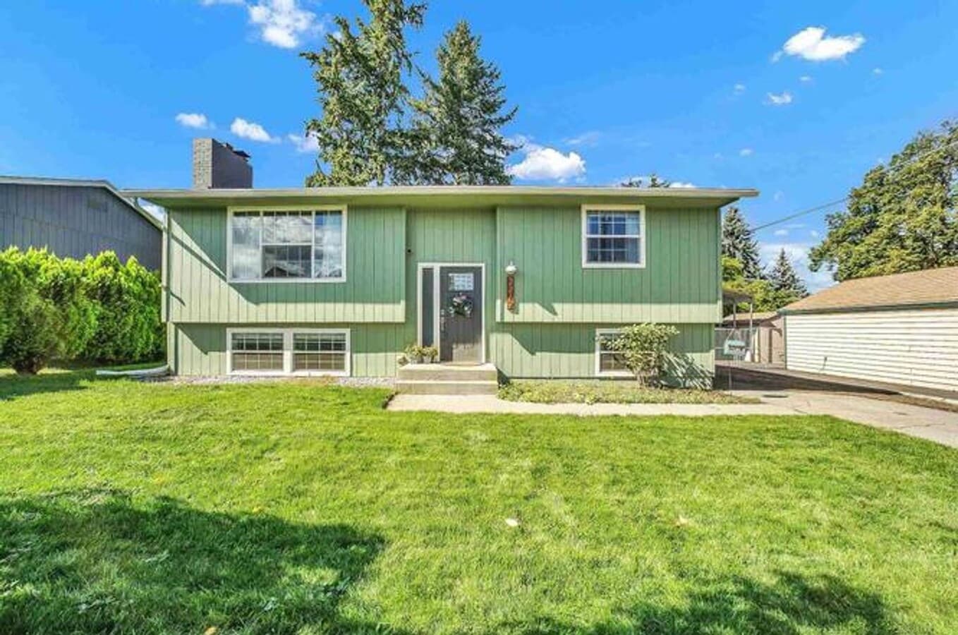 Coming Soon !!! 3 Bedroom, 2 Bath, Family Home - Coming Soon !!! 3 Bedroom, 2 Bath, Family Home