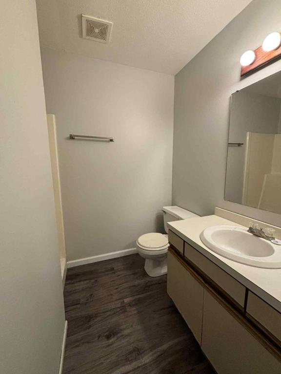 Photo - 1610 Tippecanoe Dr