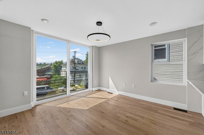 62 Hillside Ave Unit 1