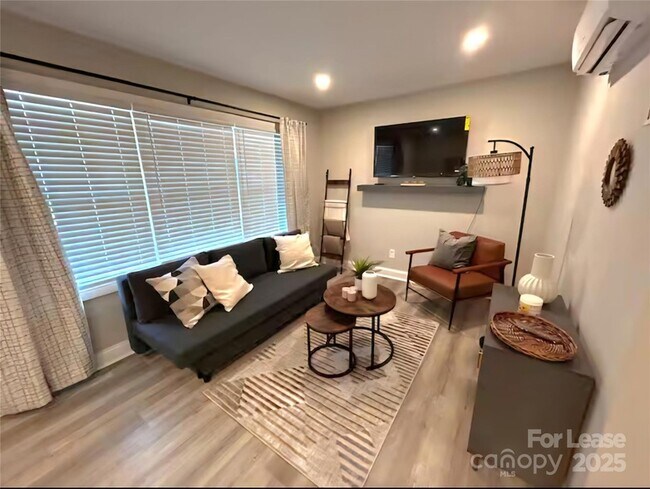 Photo - 2000 Patio Ct Unidad 124