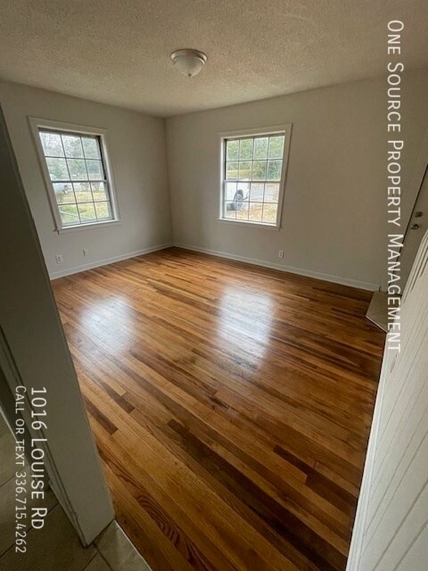 Photo - 1016 Louise Rd