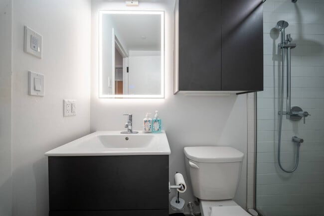 Photo - 18 Hamilton Ave N Unité SI ID1536490P