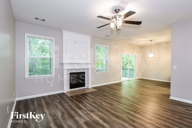 3835 Green Ridge Ct