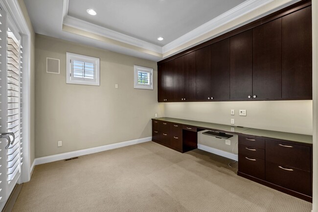 Photo - 11 Sommerset Cir